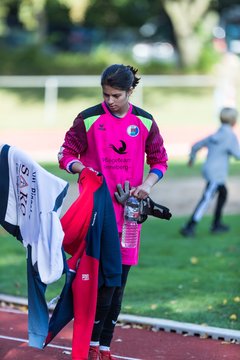Bild 296 - wBJ VfL Pinneberg - Rissen : Ergebnis: 8:0